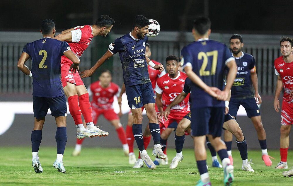 درخشان: پرسپولیس بیش از حد محتاط بازی می‌کند