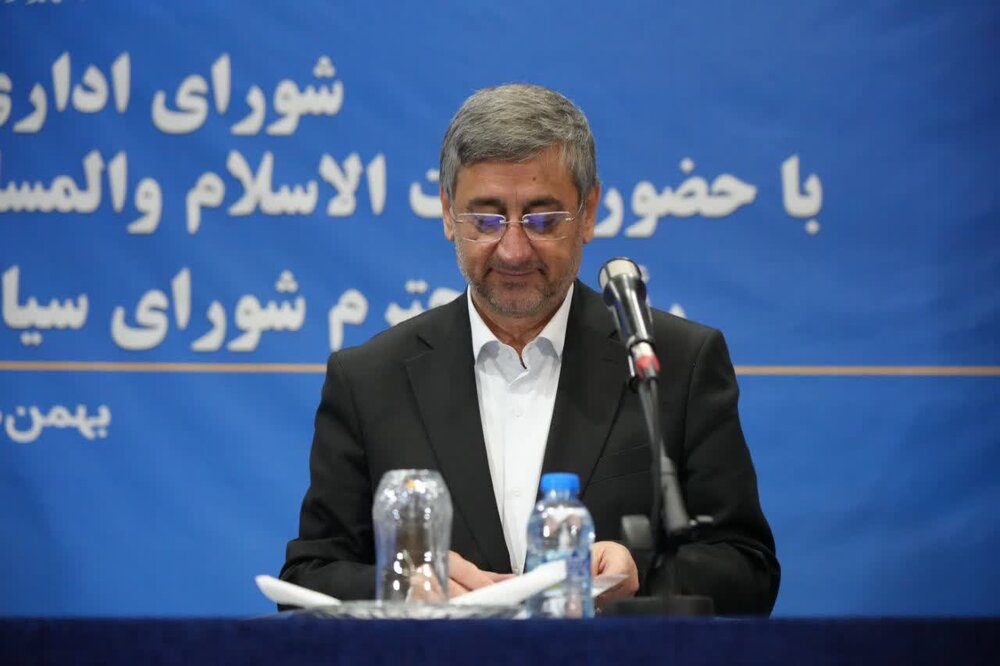 استاندار لرستان: وفاق برای منافع مردم، مسیر حرکت مدیران است / تأکید بر ارتقای جایگاه استان