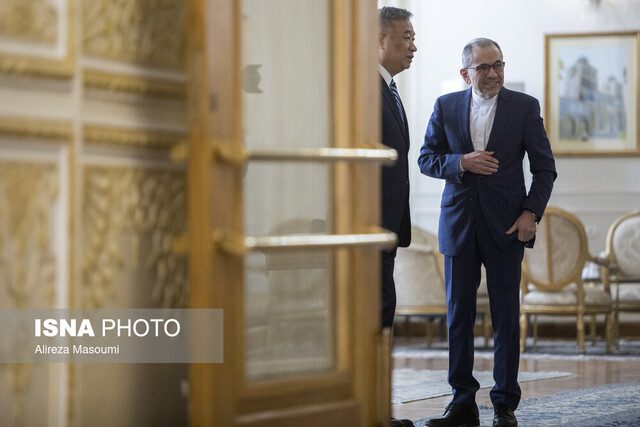 تخت روانچی: «جعبه سیاه» نیستم/ ربطی به خاندان سلطنتی ندارم