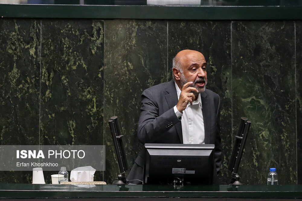 وزیر تعاون: بررسی مشکلات و ظرفیت‌های کارخانه سیمان درود در دستور کار است