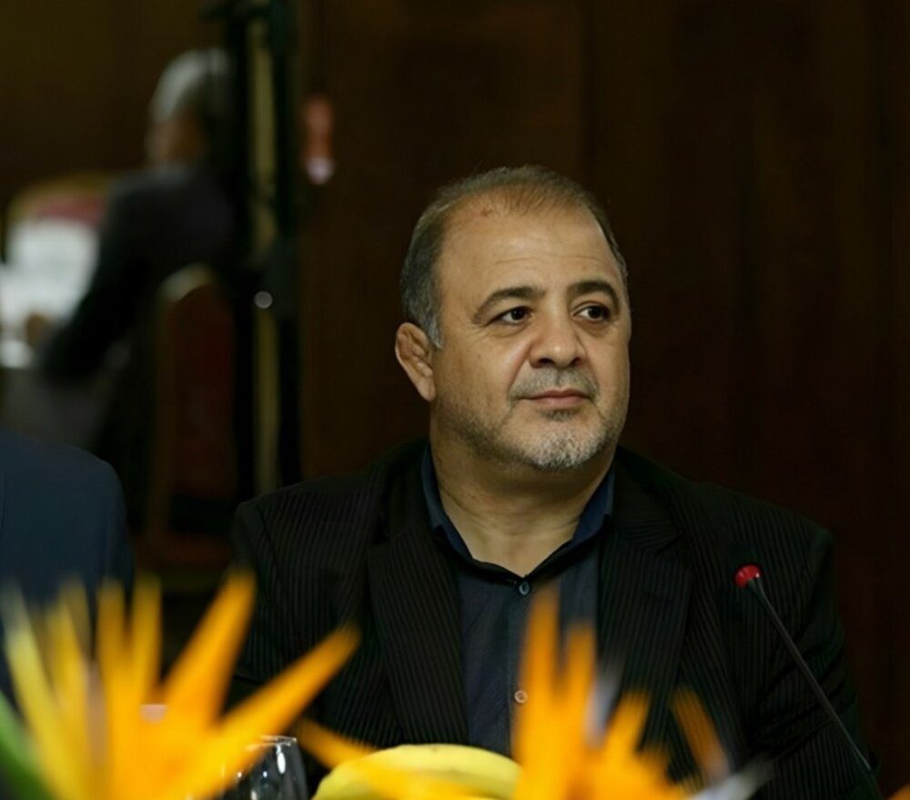 قهرمان هرگز تنها نیست، پشت هر مدال، یک تیم قدرتمند ایستاده است